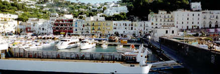 [Docks of Capri]