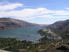 [Upriver (East) from Rowena Crest]