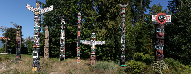 [Stanley Park's Totem Pole Collection]