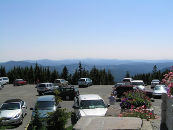 [Parking lot of the Timberline Lodge]